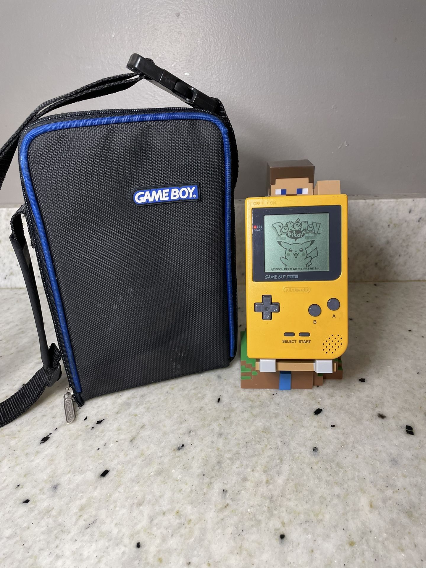 Nintendo Game Boy Pocket Yellow Edition (Japanese Import Region Free)