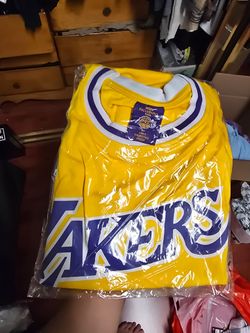 Lakers kareem abdul jabar jersey