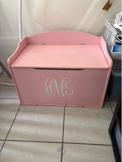 Pink durable  wooden toy chest!