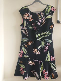 Vince Camuto Sleeveless Floral Dress Size 10