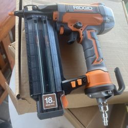 RIDGID Pneumatic 18-Gauge 2-1/8 in. Brad Nailer with CLEAN DRIVE Technology