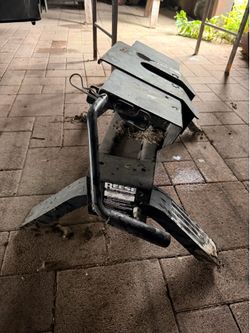 Reese 5th wheel hitch