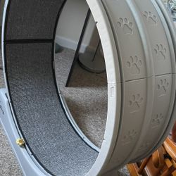 Treadmill wheel