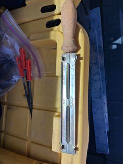 Oregon chainsaw file holder guide 5/32" file...asking $15.00
