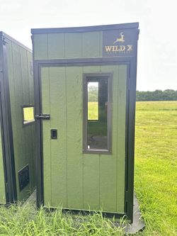 Deluxe Deer Blind