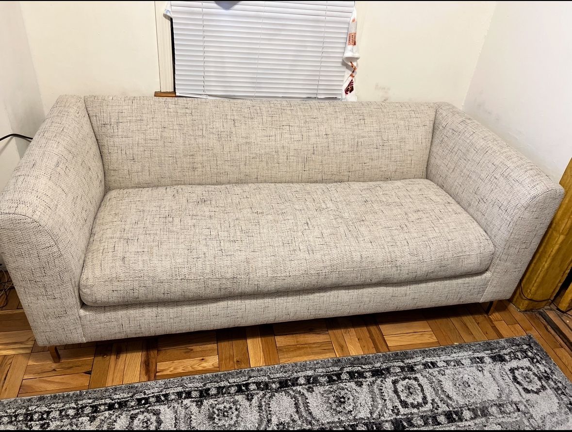 Crate & Barrel Claire Apartment Sofa – Like New – $600 OBO
