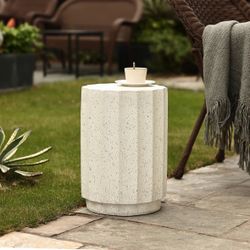 LuxenHome Off White with Gray Cement Fluted Round Indoor Outdoor Side Table，OF1281-W