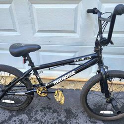 Mongoose Brawler BMX/Trick Bike 