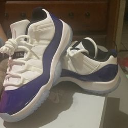 Concord Sketch 11’s  Women’s Sz 7 