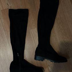 Black Boots