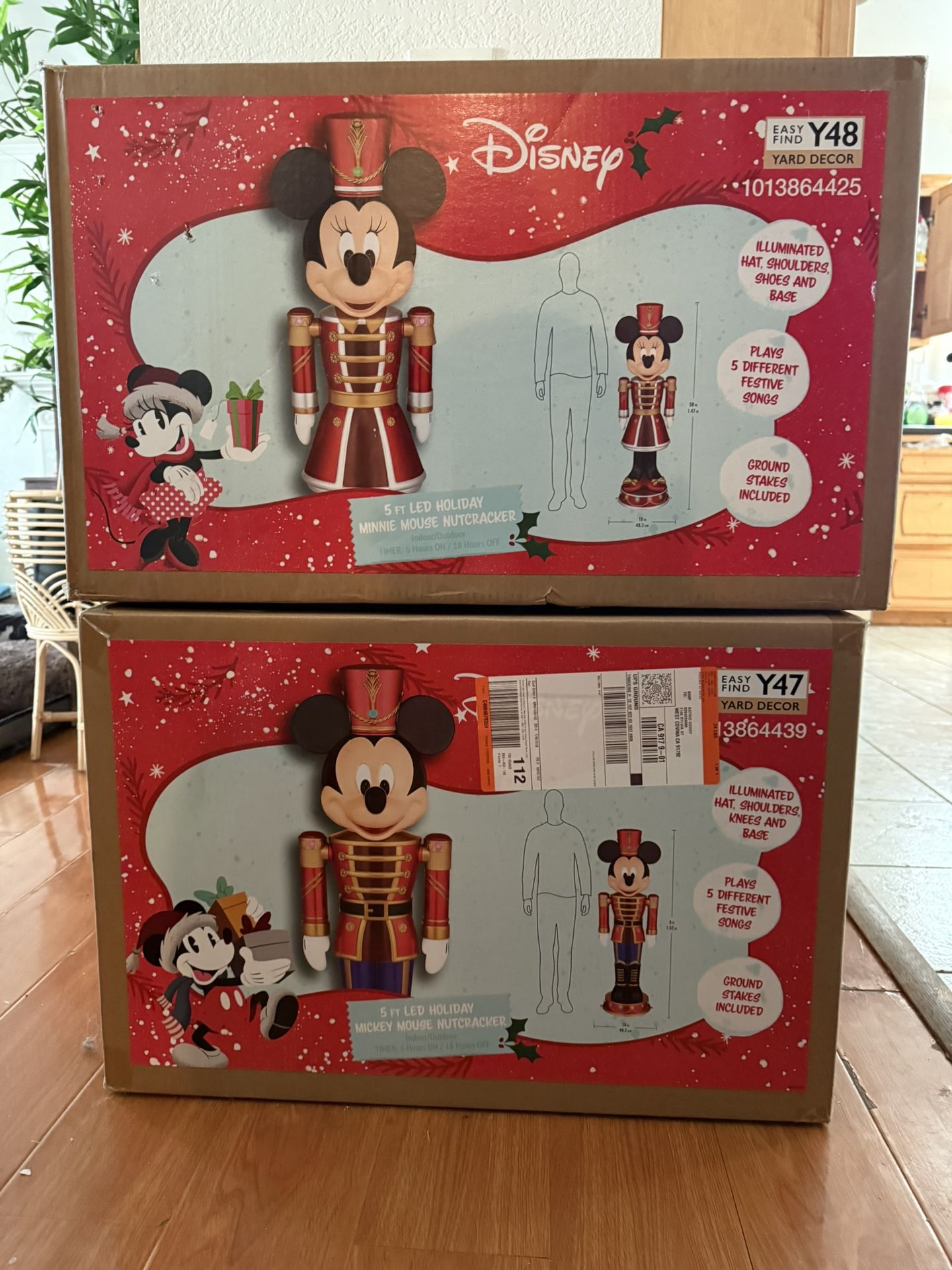 Christmas Decorations 