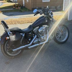 2006 Harley Davidson  Dyna Glide