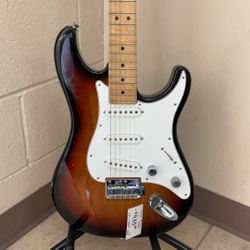 PEAVEY FALCON STRAT ~1988~ SUNBURST USA MADE ELECTRIC GUITAR.
