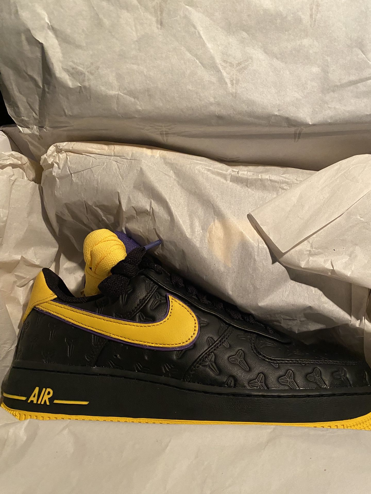 Kobe Air Force 1