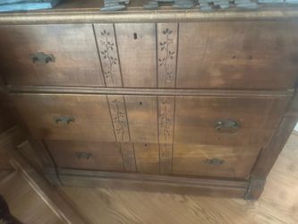 Beautiful heavy Wood dresser