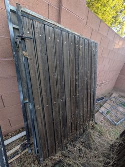 Double door RV gate 8ft x 5" 5'