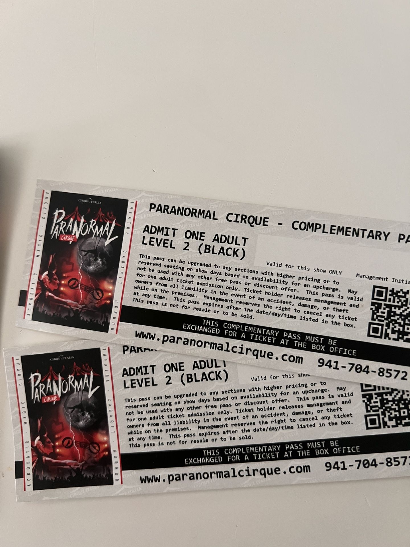 2 Paranoid Cirques TICKETS