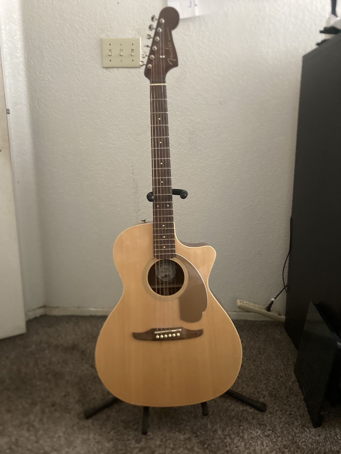 Fender Newporter Acoustic/electric Guitar 