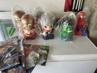 Avengers Party Piggy Banks 