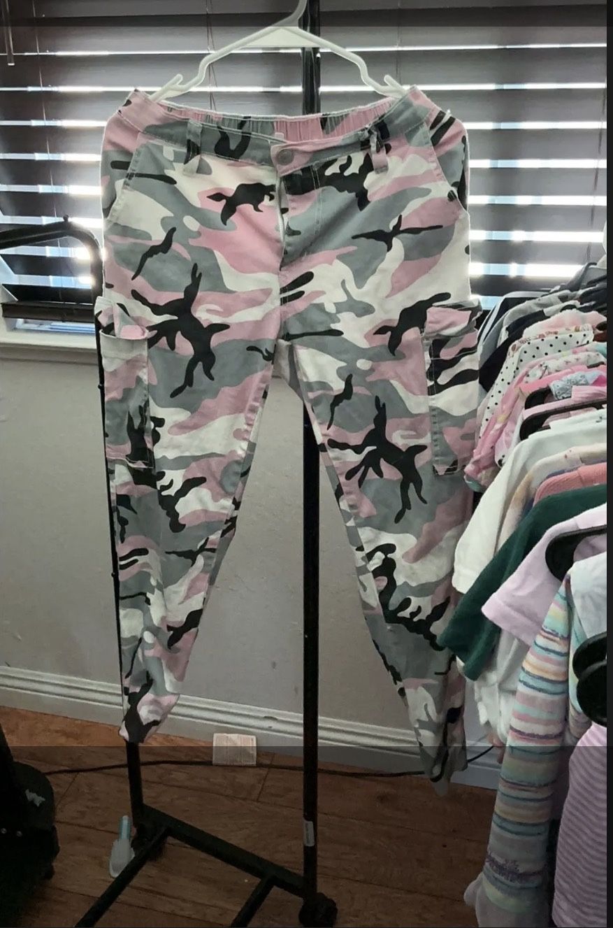 Camo cargo Pants size 14