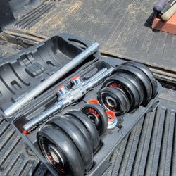 Steel Dumb Bells That Turns Into Curl Bar