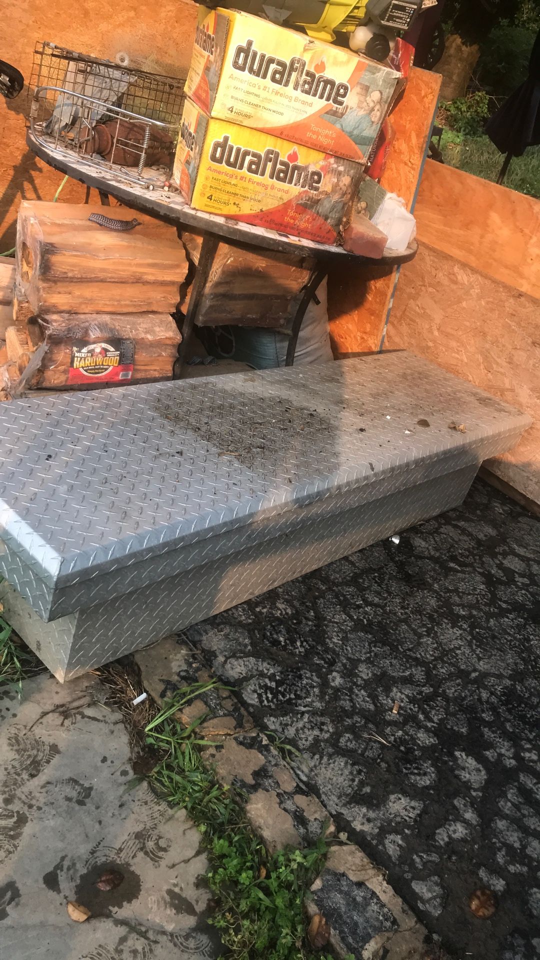 Truck Tool Box Great Condition Could Be Cleaned Has Lock But Lost Key But It’s Unlocked You Can Get A Key Made Or Get New Lock