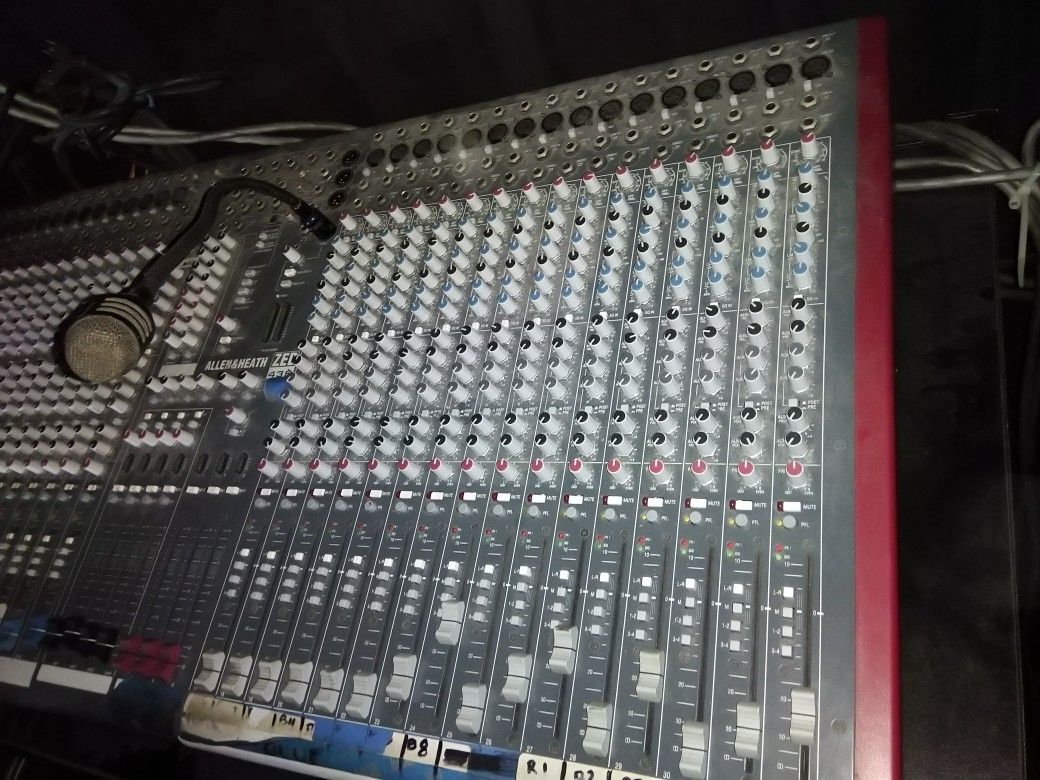 Allen and Heath Zed 436