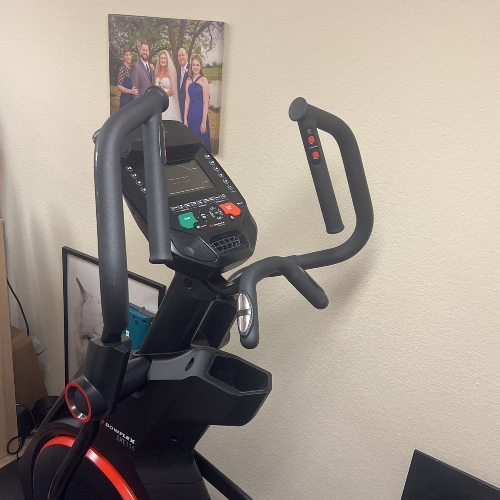 Bowflex BXE116 Elliptical for Sale in Plano, TX OfferUp