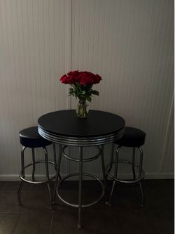 Dinning table Pub