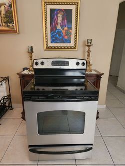 Electric Stove Range GE (CLEAN)