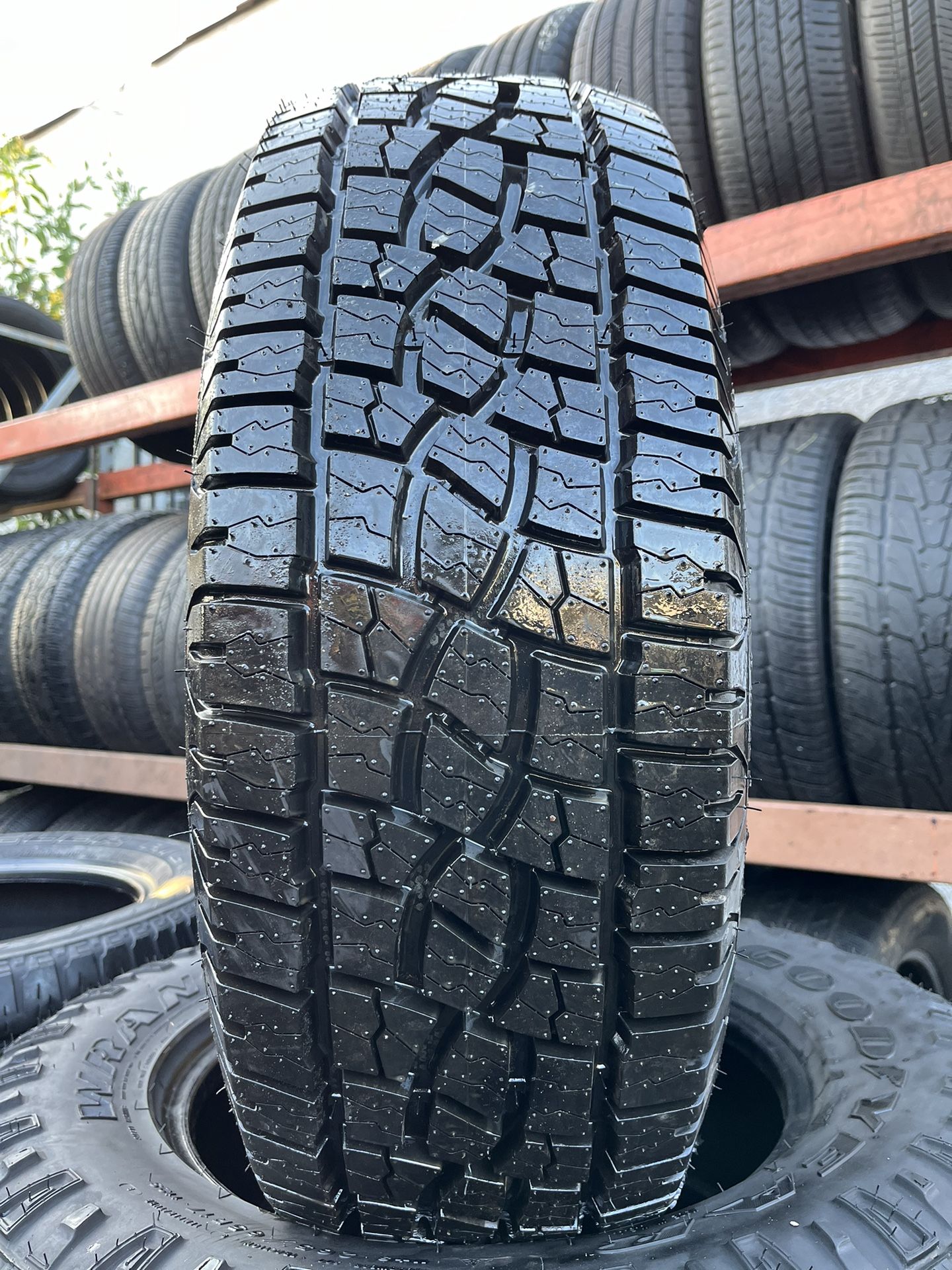 1 STARFIRE TIRE 31x10.50r15LT FREE MOUNT AND BALANCE