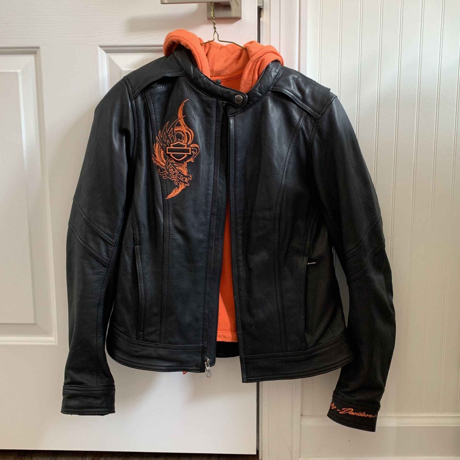 Harley Davidson Leather Jacket sized SM (for Women)