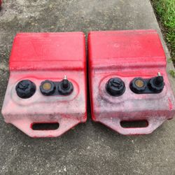 Two 6 gallon Boat fuel tanks 