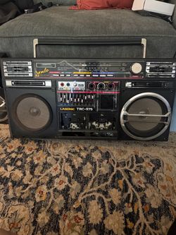 Late 80s lasonic trc-975 boombox for parts.