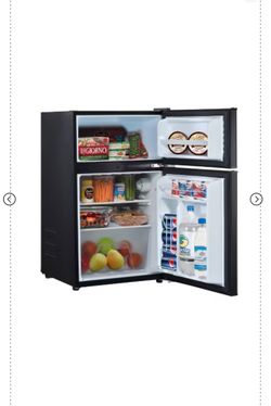 Whirlpool 3.1 Cu. Ft. Mini Refrigerator - Black WH31BKE
