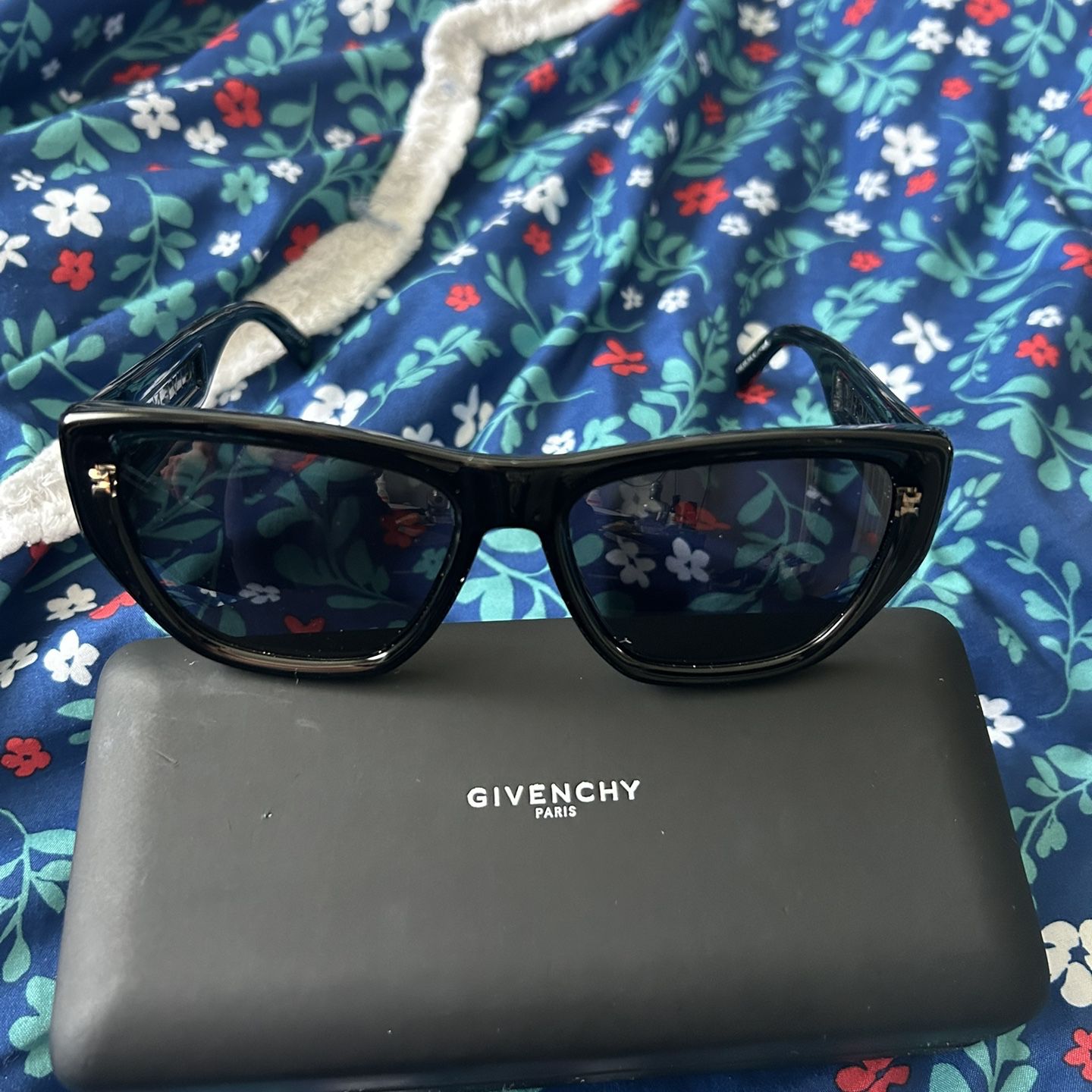 Sunglasses Givenchy Paris 
