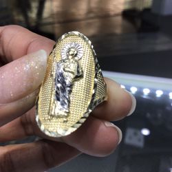 10k Gold Ring On Special 