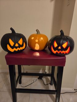 Set of 3 Light-Up Halloween Jack-O-Lanterns