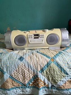JVC Portable Boombox CD Radio Player