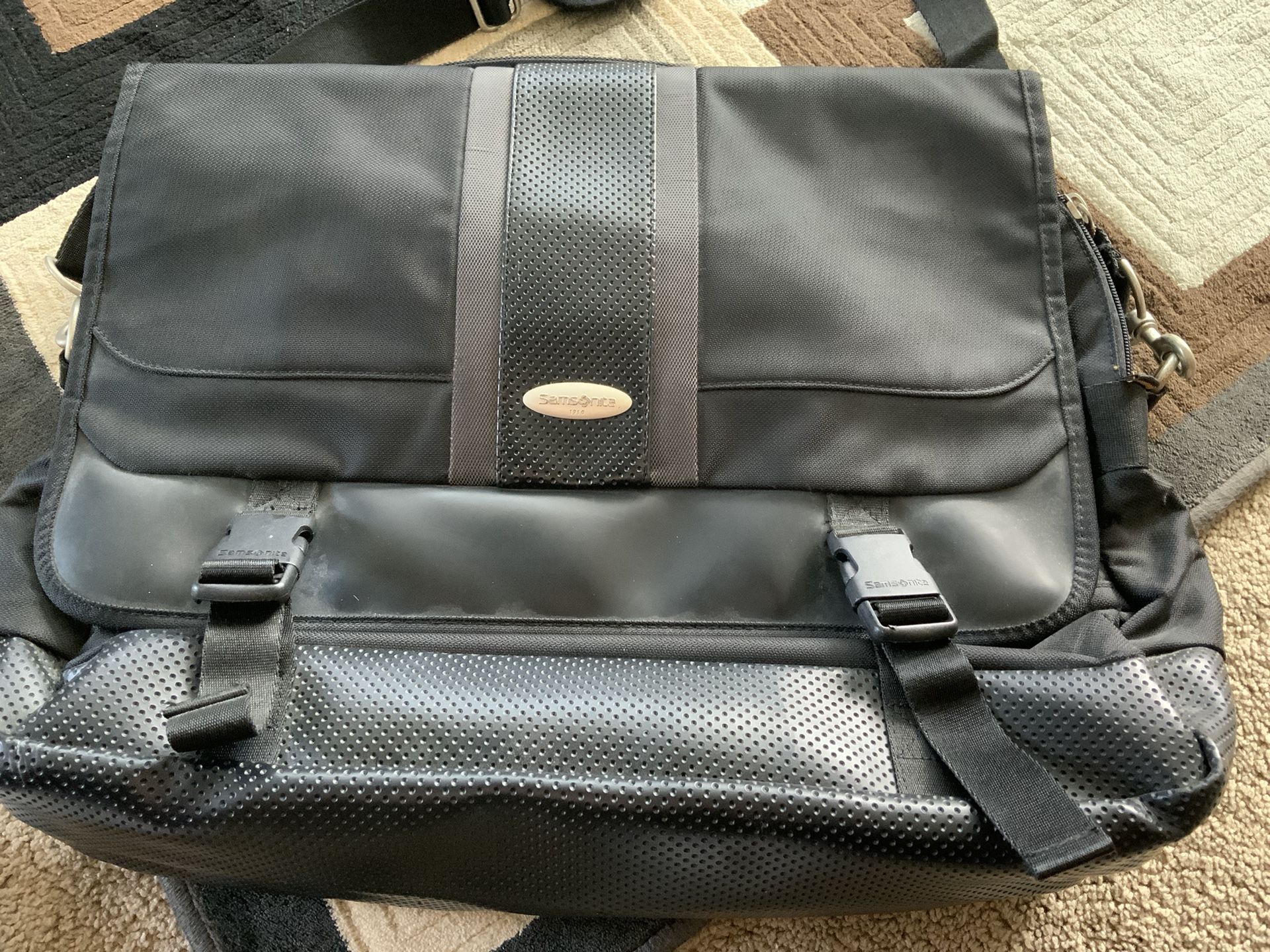 Messenger Bag