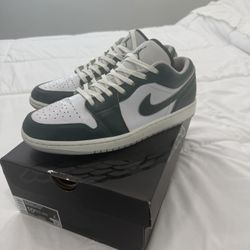 Air Jordan 1 Low SE