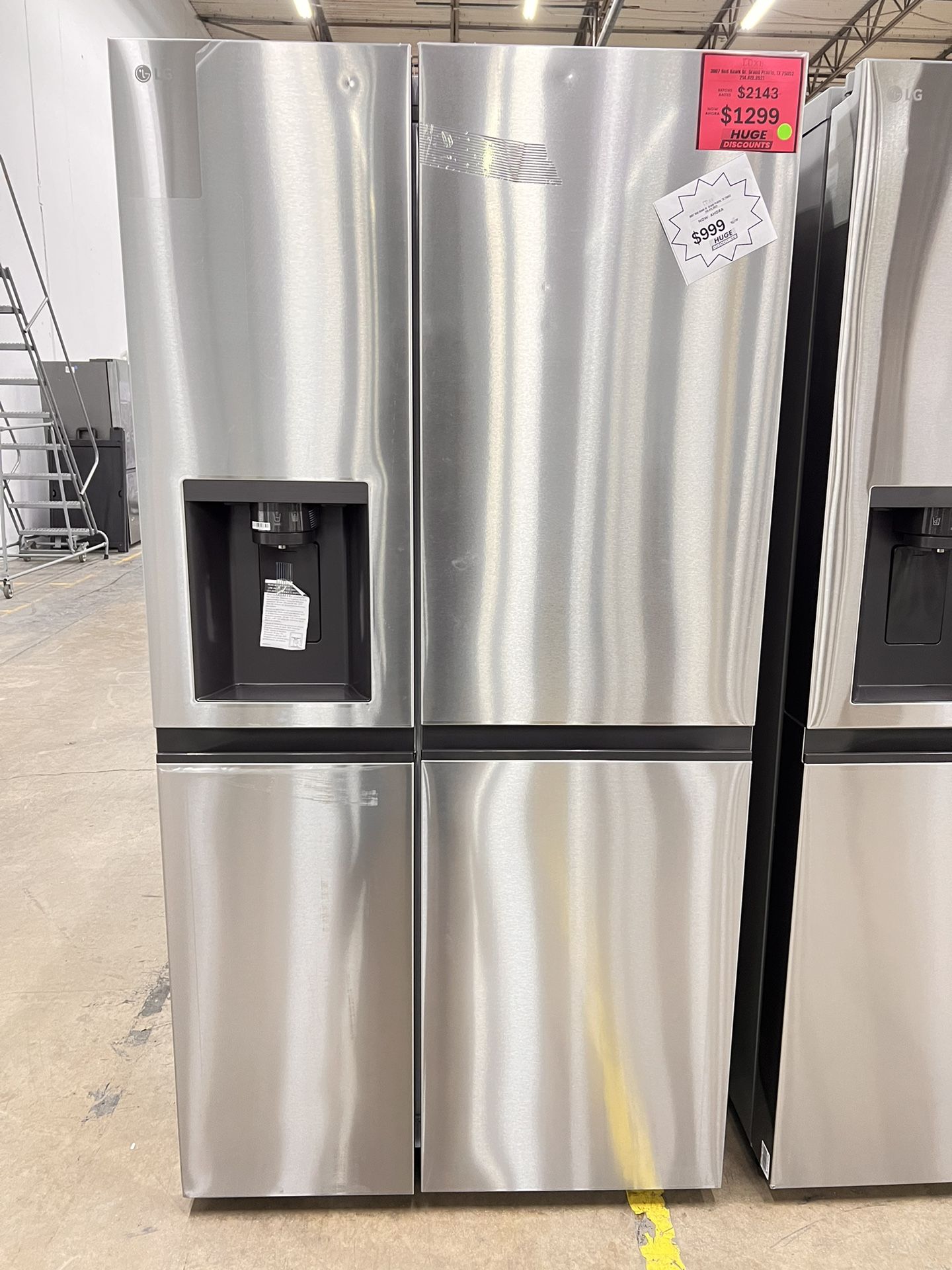 LG 27 cu. ft. Side-by-Side Refrigerator with Craft Ice $999