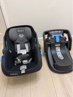 UPPAbaby Mesa Infant Carseat with Base