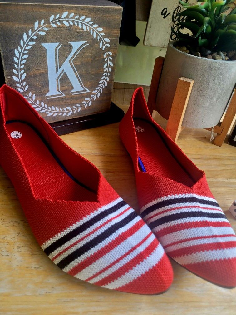 Women's Pointed Toe Flats