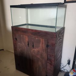 Aquarium 40 Gallon For Sale. Or Part Out