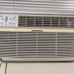 12000 Btu Air Conditioner Window  230v