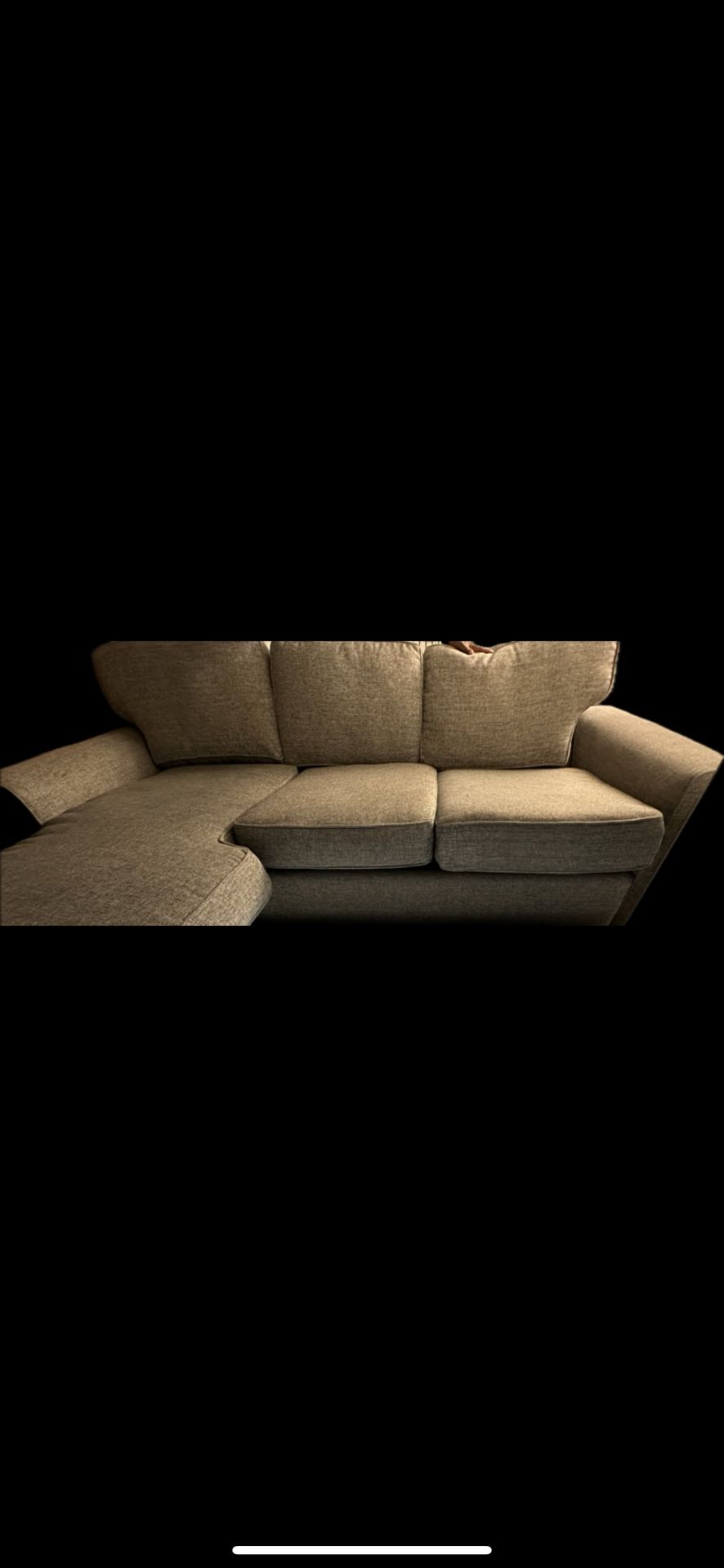 Couch With 2 Pillows  Fouton & All Cushions