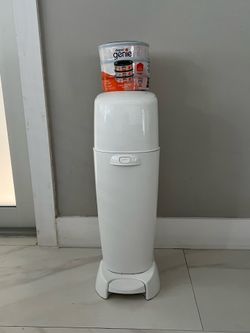 Playtex Diaper Genie Complete Pail & 1 New-Pack of Diaper Genie refill bags.