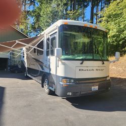 2002 Newmar  Dutchstar 
