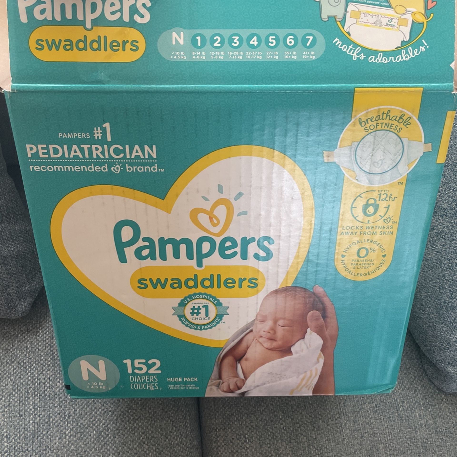 Newborn Pampers Swaddlers 